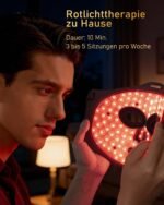 LED Maske Gesicht, Rotlicht Maske Gesicht Fünf Modi, Fernbedienung, 4000 mAh, Aufbewahrungstasche, Kopfband, Augenpolster, für Büro und Zuhause, Geschenk für Mutter, Mädchen (schwarz)